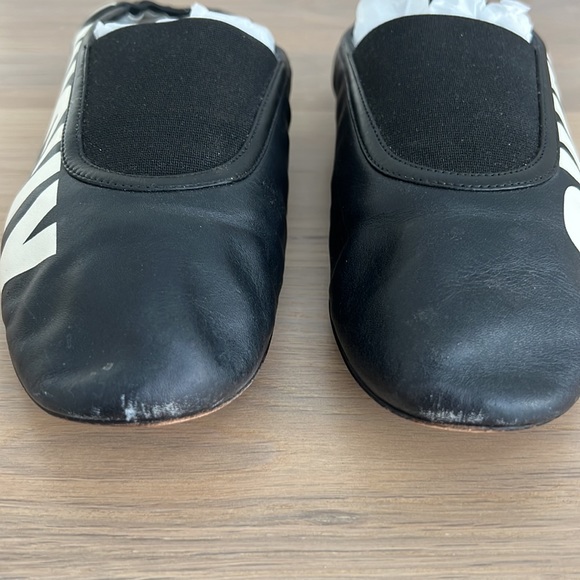 Givenchy Womens Black Ballet Flats size 38.5 - Picture 9 of 11